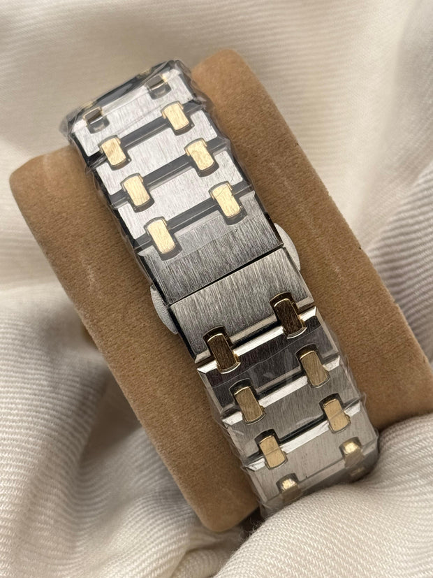 AP Watch || Two Tone