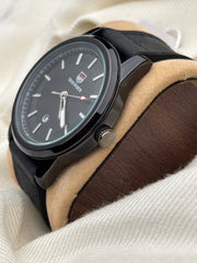 True Worth Strap Watch Black