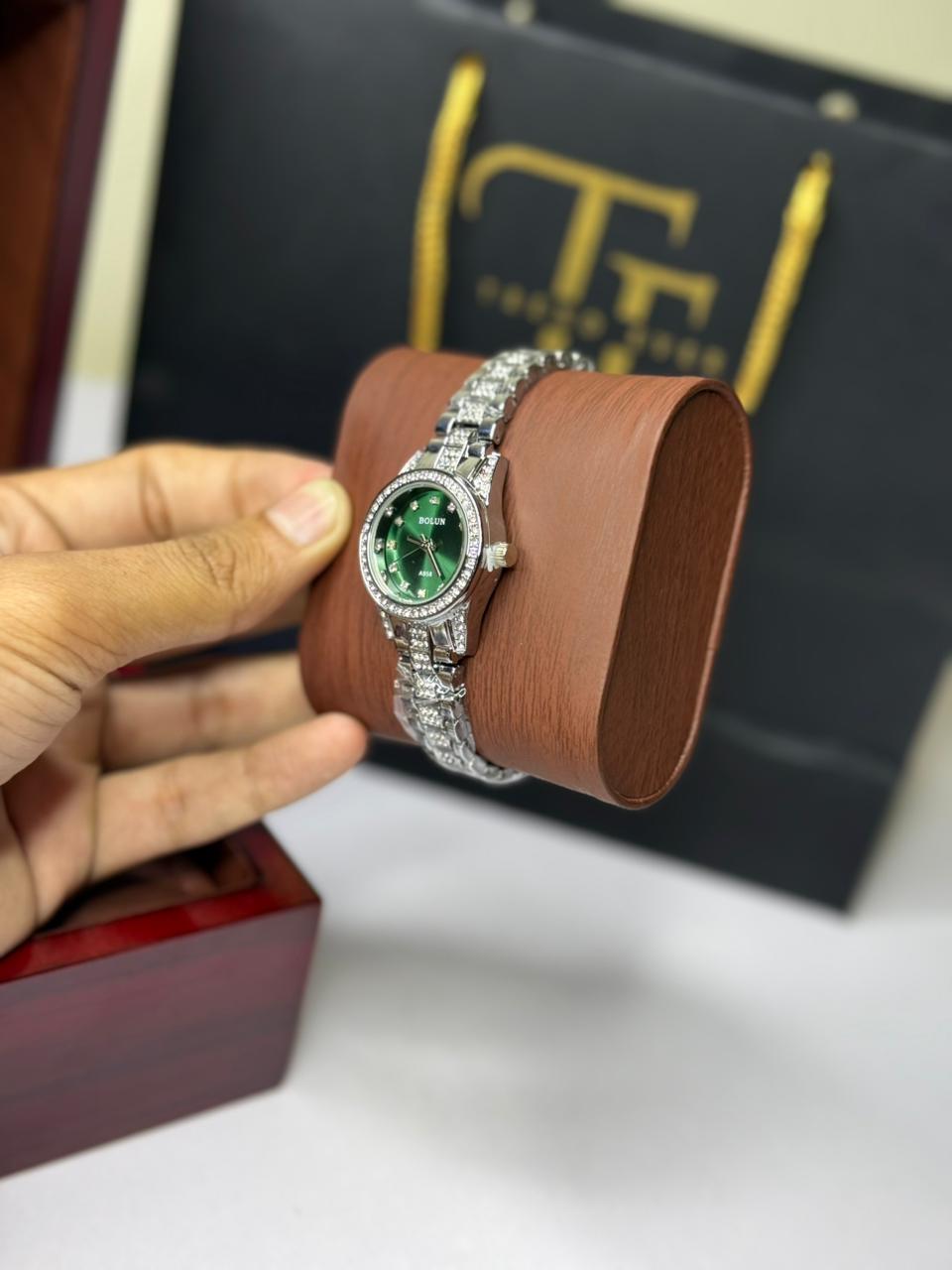 Bolun Royal Blue / Green Crystal  Watch