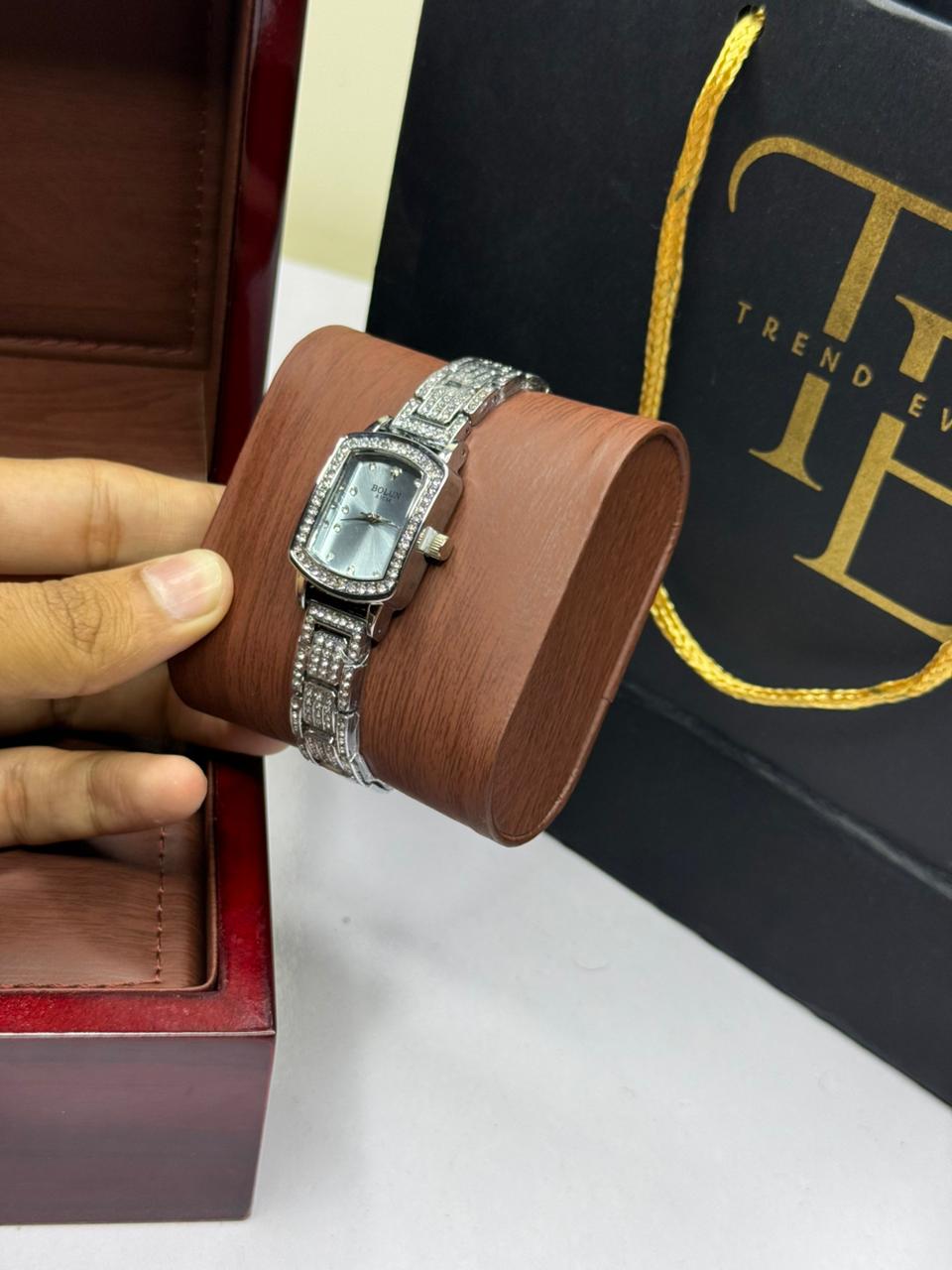 Bolun Crystal Diamond Watch